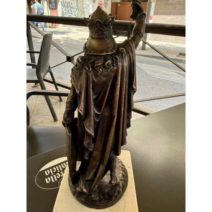 Escultura de Don Pelayo